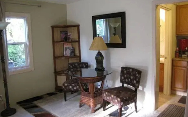 Volcano Fern Forest Retreat