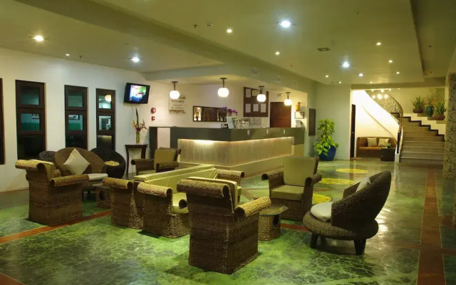 Momarco Forest Cove Resort And Hotel
