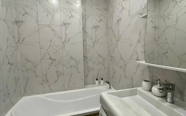 Апартаменты на улице Александра Матросова 36