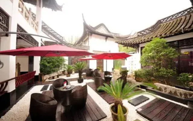 Yangzhou Huafang Fengqing Hotel