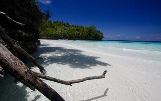 Sifa Diving Resort