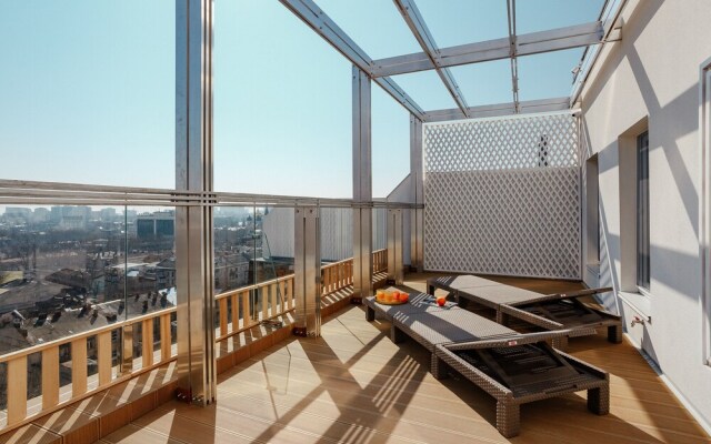 Апартаменты Royal, пер. Ониловой, 18