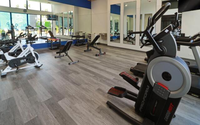 Holiday Inn Express And Suites Ensenada Centro by IHG