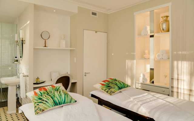 Protea Hotel by Marriott Cape Town Waterfront Breakwater Lodge - Image 5