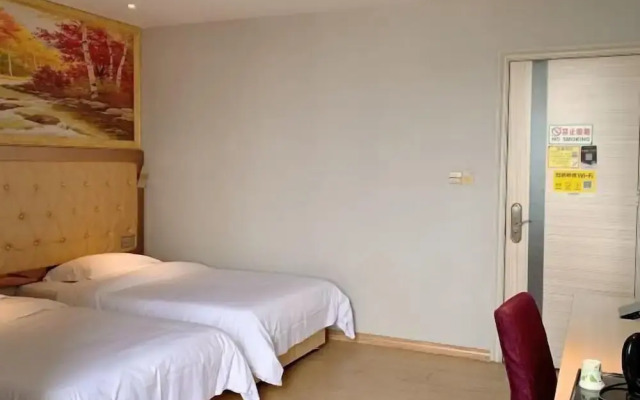 Zhongying Hotel (Zhanjiang Lingnan Normal University)