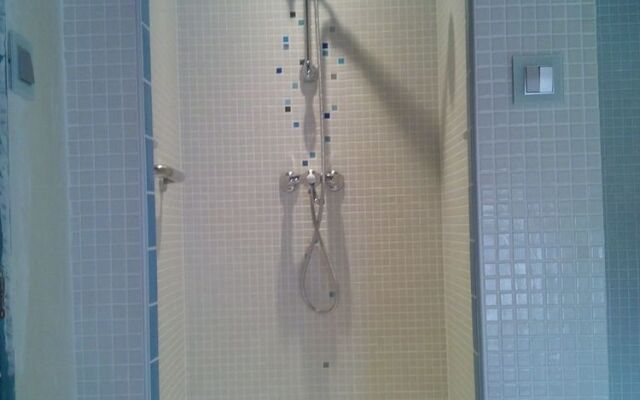 Riverside Home Cottage