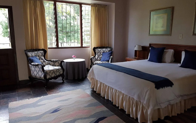 Laughing Waters Guest House