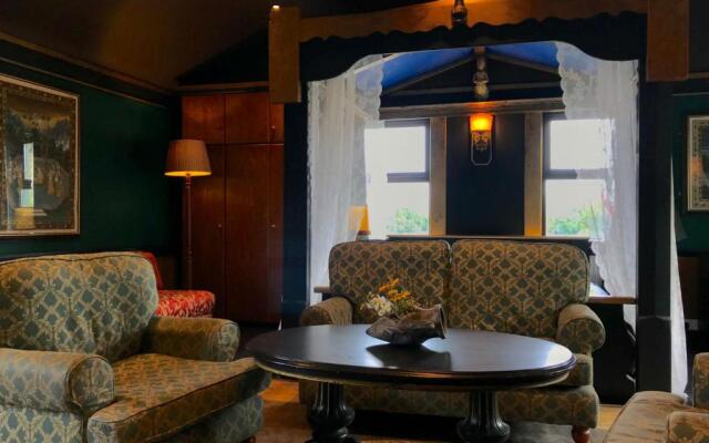 The Waters Country House