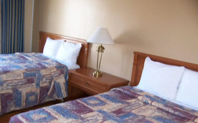 North Shore Wayside Inn