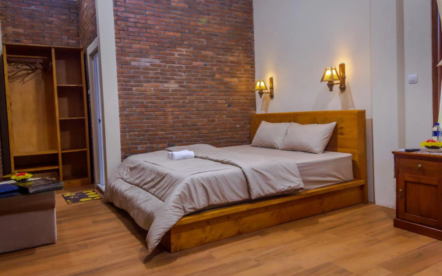 Maher House Borobudur