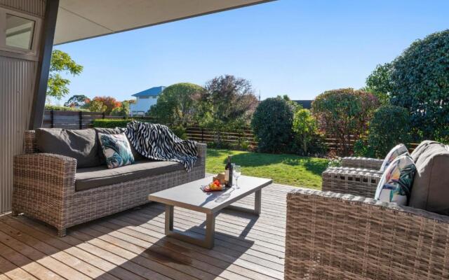 Stunner on Stanley - Wharewaka Holiday Home