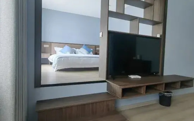 Xiantan Shiguang Homestay (Taohuatan Scenic Area)