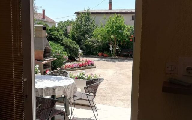 Apartment Pool - swimming pool and grill A1 Bibinje, Zadar riviera