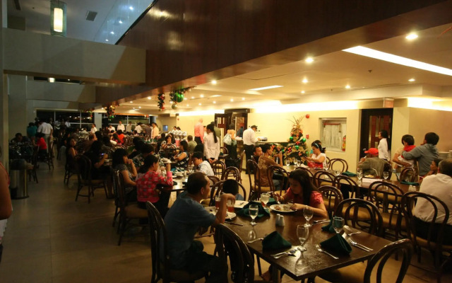 Crown Regency Hotel and Towers