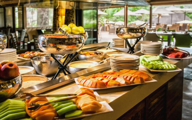 Sabi River Sun Resort