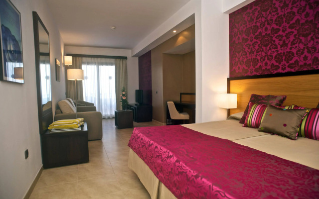 Occidental Roca Negra – Adults Only