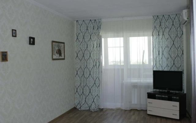 Apartments on 109 Rechnaya Street building 1