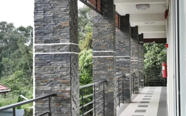 Tachang Airport Hotel