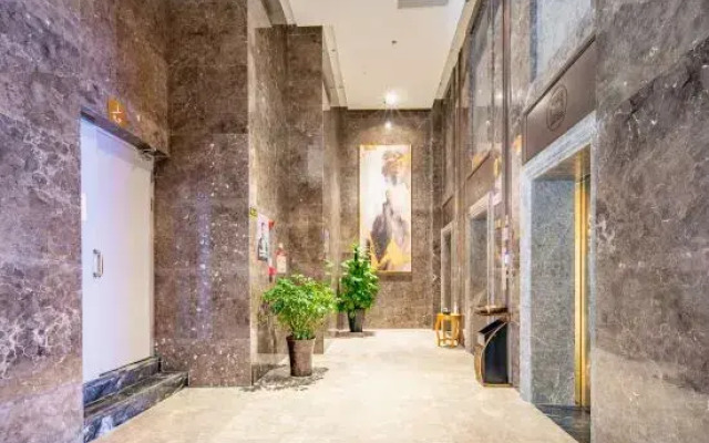 Moonlight Star Hotel