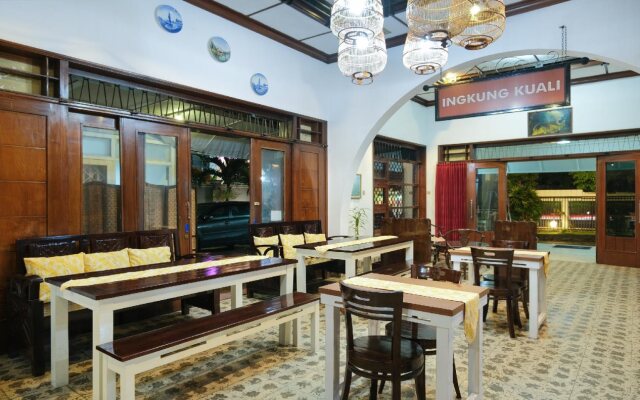 Oyo 461 Hotel Madukoro