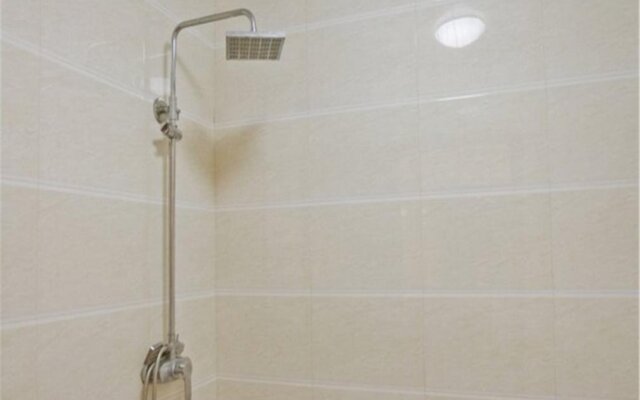 Dalian Yisongting Hotel