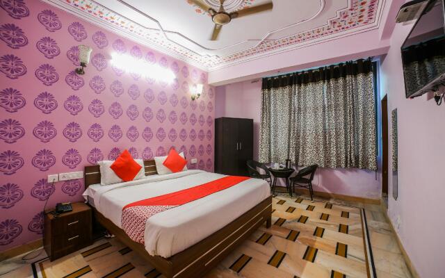 Collection O 36316 Hotel White Palace