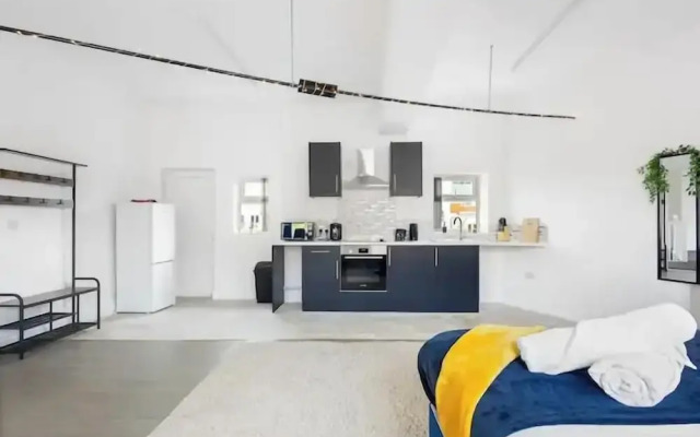 Kunda House JQ- Apt 5