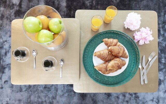 Luxury 4BDR Le Marais I by Livinparis