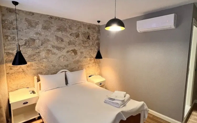 Selavi Hotel