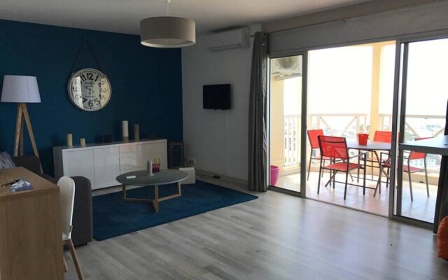Apartment With one Bedroom in Saint-denis, With Wonderful sea View, Te