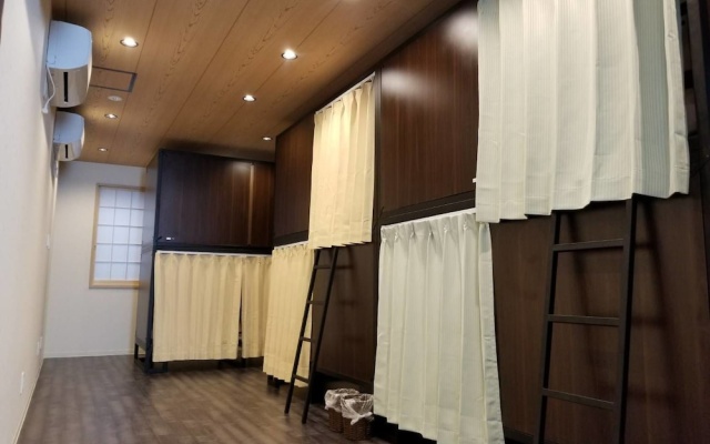 기숙사 내 침대 (남성용 기숙사) 사진 2