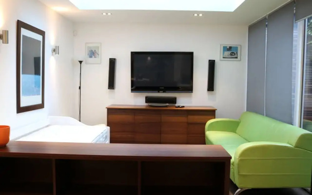Wentworth Apartments