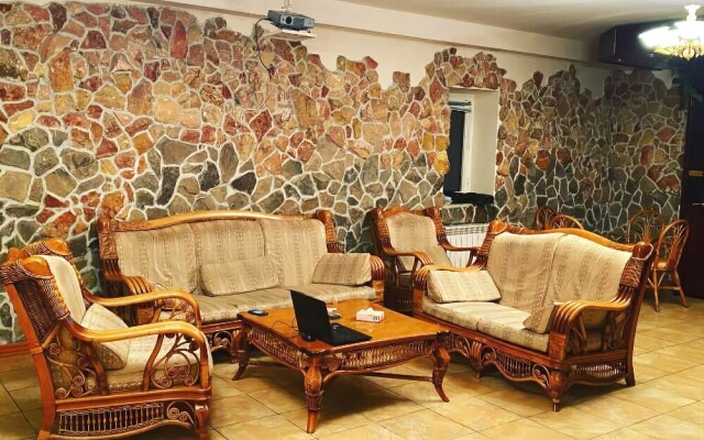 Guest house in Arzakan,Axveran