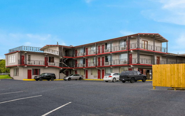 Knights Inn Fayetteville