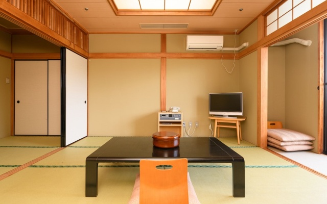 OYO 620 Fujieda City Hotel – Guest Rooms – Fujieda