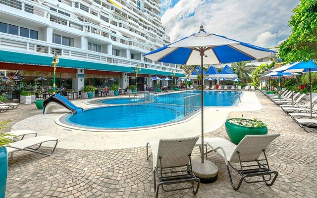 Andaman Beach Suites Hotel by Alexanders