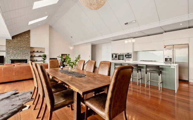 Catalina's Luxury Apartments