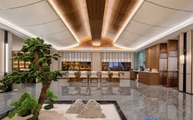 Moshang Qingju Hotel (Liangshan Longcheng Square Store)