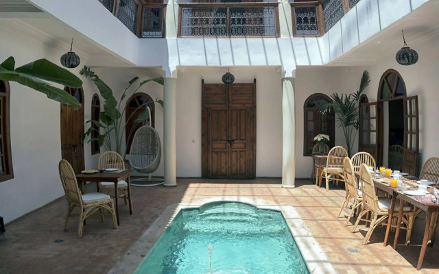 Riad Adika