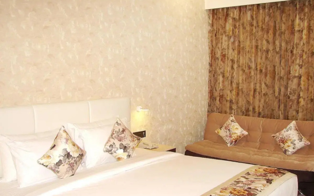 Hotel Grand Maple