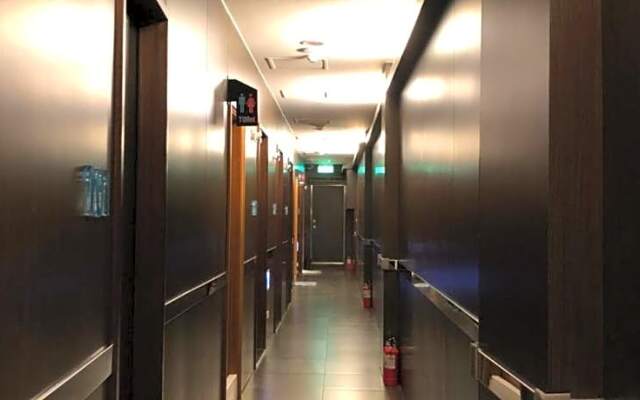 Capsule Hostel