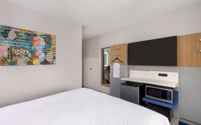 Microtel Inn & Suites by Wyndham Manchester