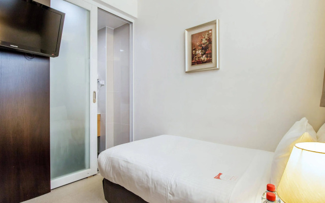 The Clarence Hotel Sydney