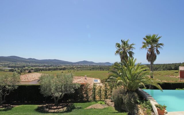 Deluxe Villa in La Cadière D'azur With Pool & Views