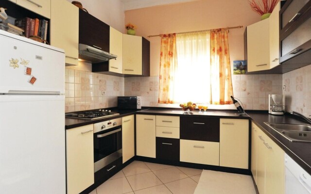 Stunning Home in Maslenica With Wifi and 3 Bedrooms