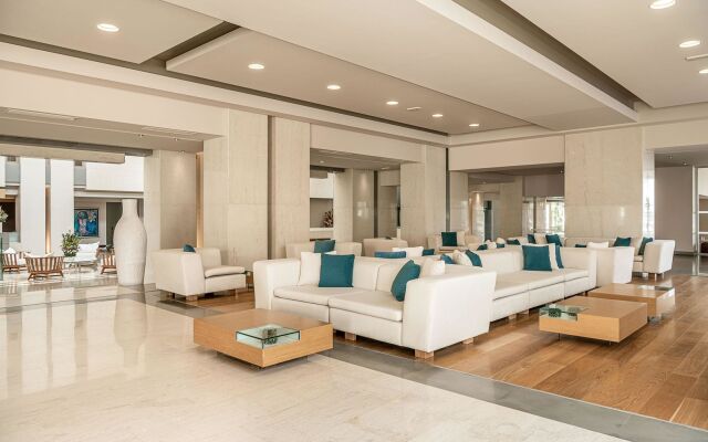 Avra Imperial Hotel