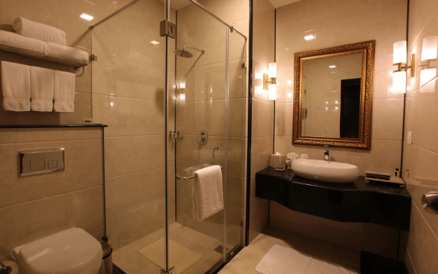 Montrose Golf Resort & Spa