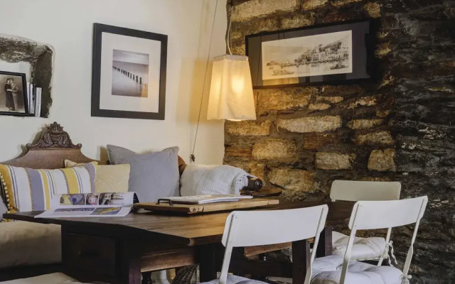 Tinos Experience the House
