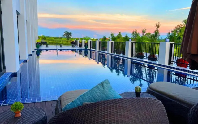 Savan Resorts