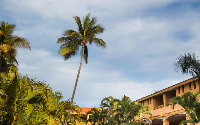 Margaritas Hotel & Tennis Club